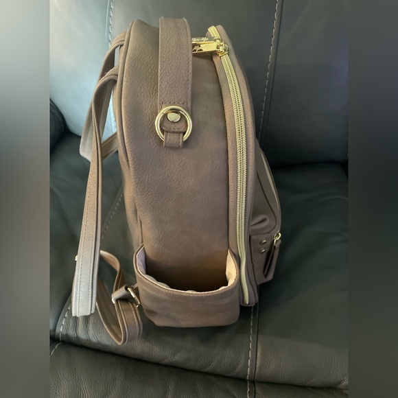 Itzy ritzy mini diaper bag taupe - Picture 5 of 5